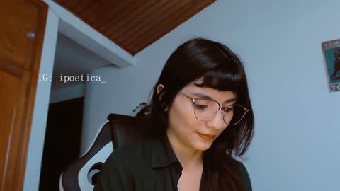 IG ipoetica  online show from 30, 1, 2025