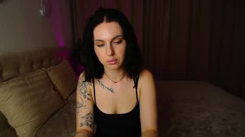 Snapshot of poison_inyour_mind chatting on 10, 10, 2025 poison_inyour_mind online show from 10, 10, 2025
