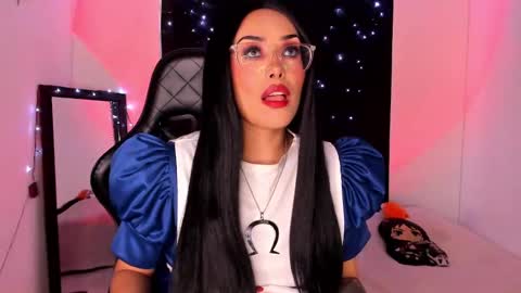 Willow                      Hours 12pm to 630pm Colombian time FRIDAY AND SUNDAY FREE DAYS online show from 11, 1, 2025