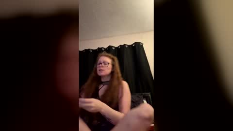 poisonivyy95 online show from 3, 3, 2026