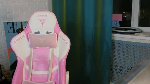 Snapshot of polidevis chatting on 21, 11, 2025 Candytrain online show from 21, 11, 2025