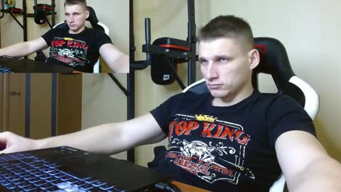 Snapshot of poliglotjoe chatting on 4, 12, 2024 Poliglot online show from 4, 12, 2024
