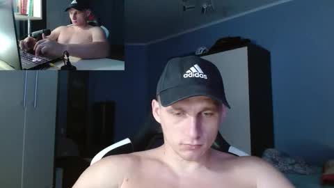 Snapshot of poliglotjoe chatting on 22, 9, 2025 Poliglot online show from 22, 9, 2025