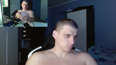 Snapshot of poliglotjoe chatting on 17, 10, 2025 Poliglot online show from 17, 10, 2025