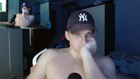 Snapshot of poliglotjoe chatting on 1, 11, 2025 Poliglot online show from 1, 11, 2025