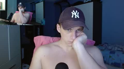 Snapshot of poliglotjoe chatting on 3, 11, 2025 Poliglot online show from 3, 11, 2025