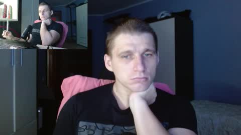 Snapshot of poliglotjoe chatting on 4, 11, 2025 Poliglot online show from 4, 11, 2025