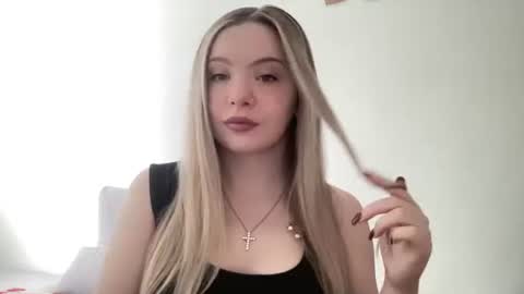 Snapshot of polishangel222 chatting on 6, 2, 2026 polishangel222 online show from 6, 2, 2026