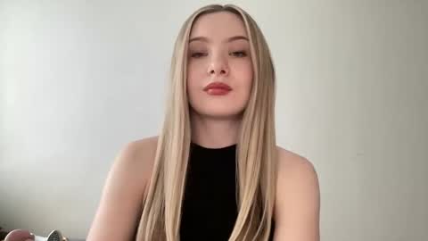 polishangel222 online show from 28, 4, 2026