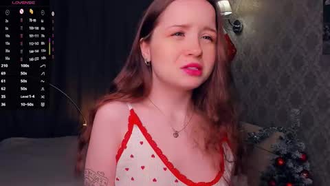 Snapshot of polly_dollie_ chatting on 23, 12, 2025 Renet online show from 23, 12, 2025