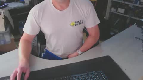 Dave online show from 28, 1, 2025