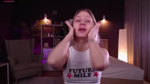 Snapshot of pooja_hegde chatting on 7, 10, 2025 Eva online show from 7, 10, 2025