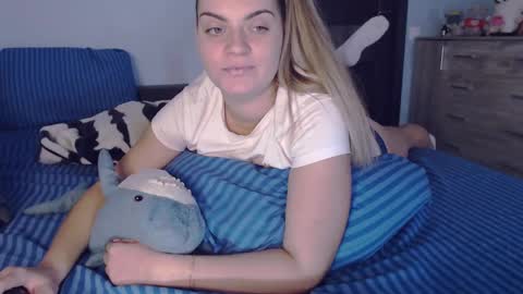 Snapshot of popkornmolli chatting on 2, 12, 2024 popkornmolli online show from 2, 12, 2024