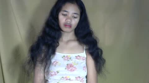 Snapshot of poppy_kelley chatting on 29, 7, 2026 Lilly online show from 29, 7, 2026