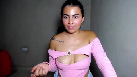 NICKKYMARTIN online show from 19, 12, 2024