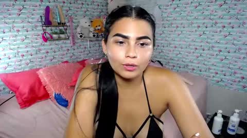 NICKKYMARTIN online show from 2, 3, 2025