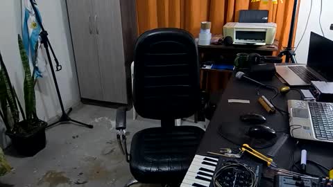 Snapshot of porngreen10 chatting on 10, 9, 2025 porngreen10 online show from 10, 9, 2025