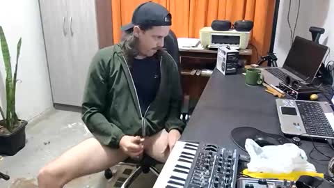 Snapshot of porngreen10 chatting on 27, 9, 2025 porngreen10 online show from 27, 9, 2025