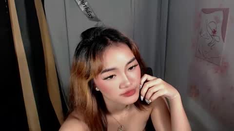 pornstar_kia online show from 27, 3, 2026