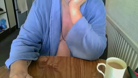 Snapshot of poshman65 chatting on 11, 9, 2025 poshman65 online show from 11, 9, 2025