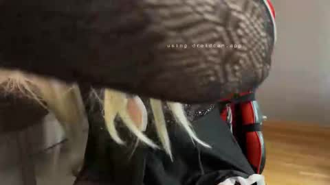 Snapshot of potworzanek chatting on 14, 9, 2025 sissy alexxxa online show from 14, 9, 2025