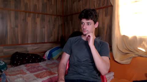 chris independent  online show from 23, 4, 2026