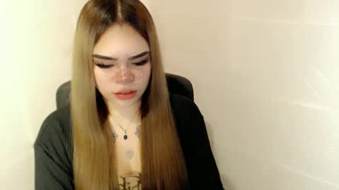 MAXXINE online show from 1, 3, 2026