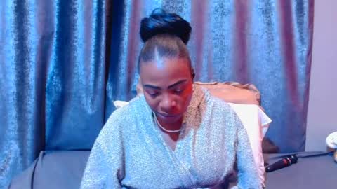 Snapshot of preggynwild chatting on 5, 7, 2026 preggynwild online show from 5, 7, 2026
