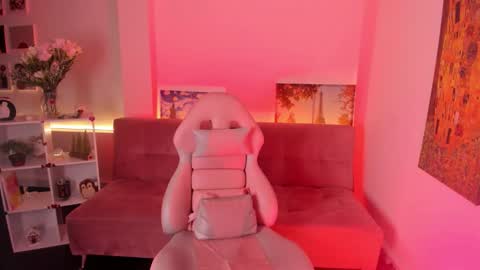 Snapshot of press_anykey chatting on 28, 2, 2026 Camila online show from 28, 2, 2026