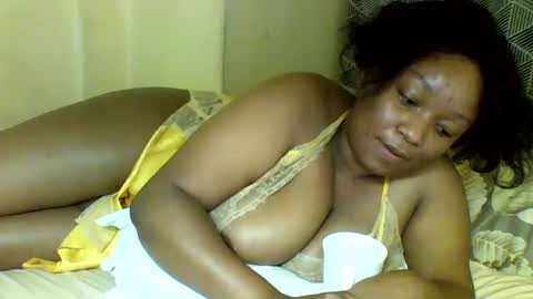 Prettie diva online show from 28, 11, 2025