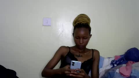Snapshot of prettiekelly chatting on 12, 2, 2025 prettiekelly online show from 12, 2, 2025