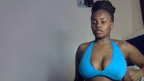 pretty_daina3 online show from 30, 4, 2026