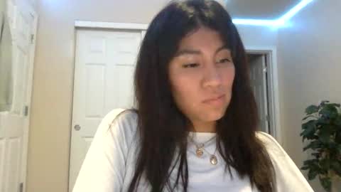 pretty_girl828687 online show from 19, 12, 2025