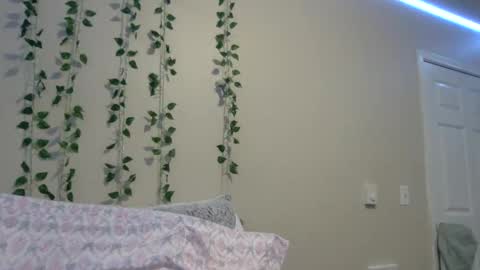 pretty_girl828687 online show from 10, 1, 2026