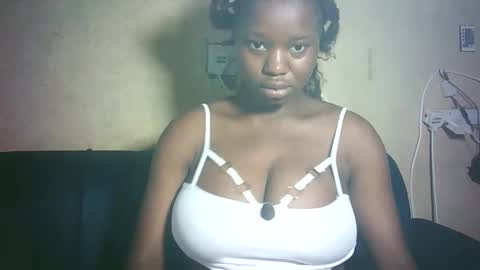 Snapshot of pretty_milan chatting on 6, 2, 2026 pretty_milan online show from 6, 2, 2026