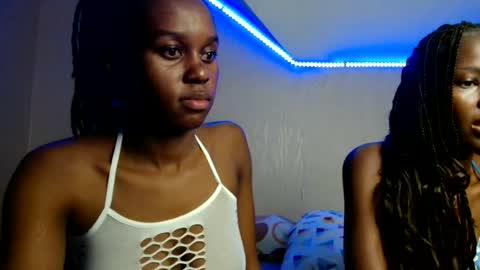 Snapshot of pretty_nyra chatting on 20, 6, 2026 Nyra online show from 20, 6, 2026