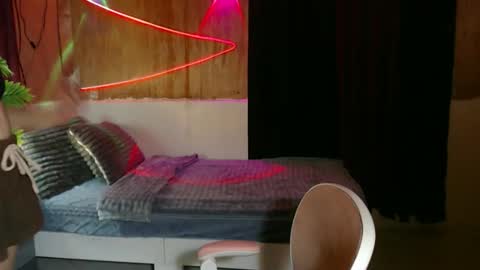 SAM online show from 5, 12, 2025