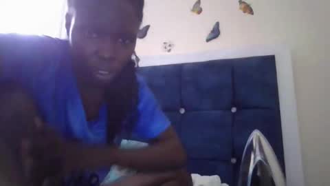 Snapshot of pretty_petite_ebony chatting on 24, 9, 2025 pretty_petite_ebony online show from 24, 9, 2025