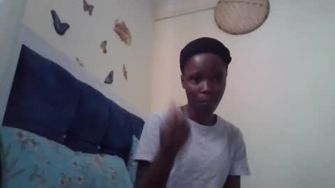 Snapshot of pretty_petite_ebony chatting on 2, 12, 2025 pretty_petite_ebony online show from 2, 12, 2025