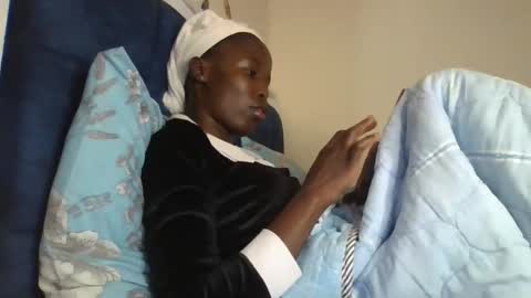 pretty_petite_ebony online show from 20, 12, 2025