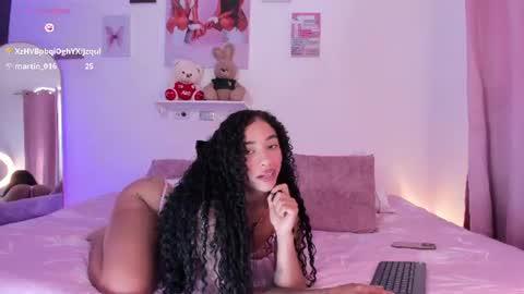 pretty_pettite online show from 18, 7, 2026