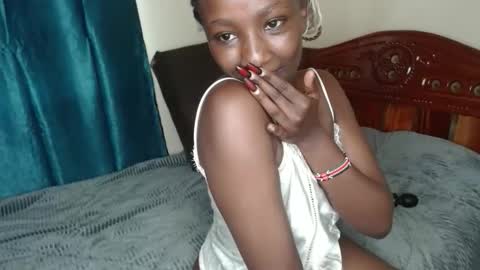 pretty_queen2012 online show from 6, 3, 2026