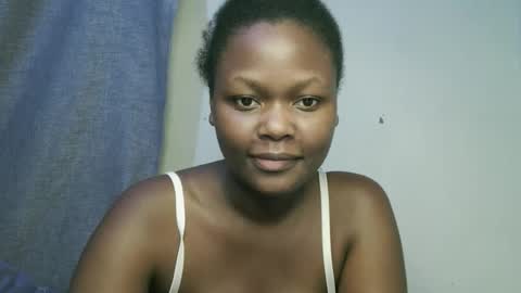 pretty_shanz online show from 21, 10, 2025