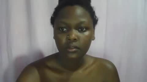 pretty_shanz online show from 16, 11, 2025