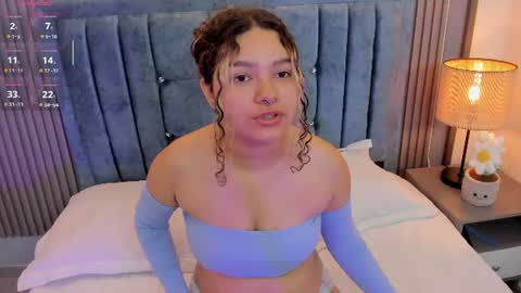 Snapshot of pretty_sunlight_ chatting on 17, 7, 2026 Daisy Flower online show from 17, 7, 2026