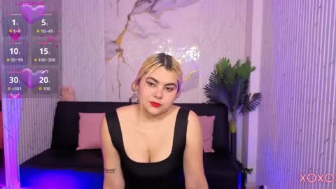 Snapshot of pretty_tay chatting on 11, 4, 2026 pretty_tay online show from 11, 4, 2026