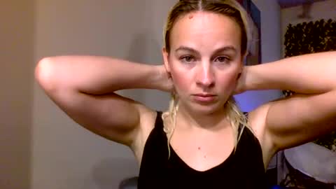 Snapshot of prettybabypetite chatting on 24, 2, 2026 Missy Jack online show from 24, 2, 2026
