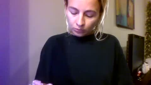 Snapshot of prettybabypetite chatting on 27, 3, 2026 Missy Jack online show from 27, 3, 2026