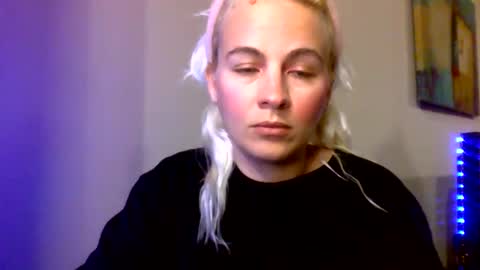 Snapshot of prettybabypetite chatting on 20, 4, 2026 Missy Jack online show from 20, 4, 2026