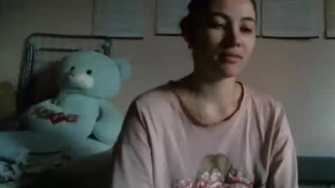 Snapshot of prettybella_7 chatting on 16, 11, 2025 Bella online show from 16, 11, 2025